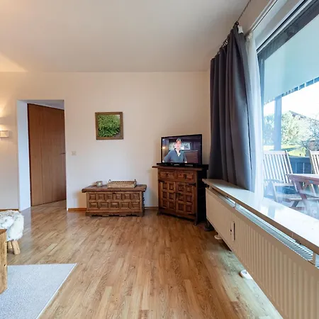 Alpenhimmel شقة *